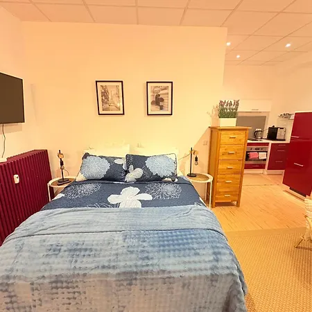 In Bester Zentraler Lage Powered By Eventraum Apartman *